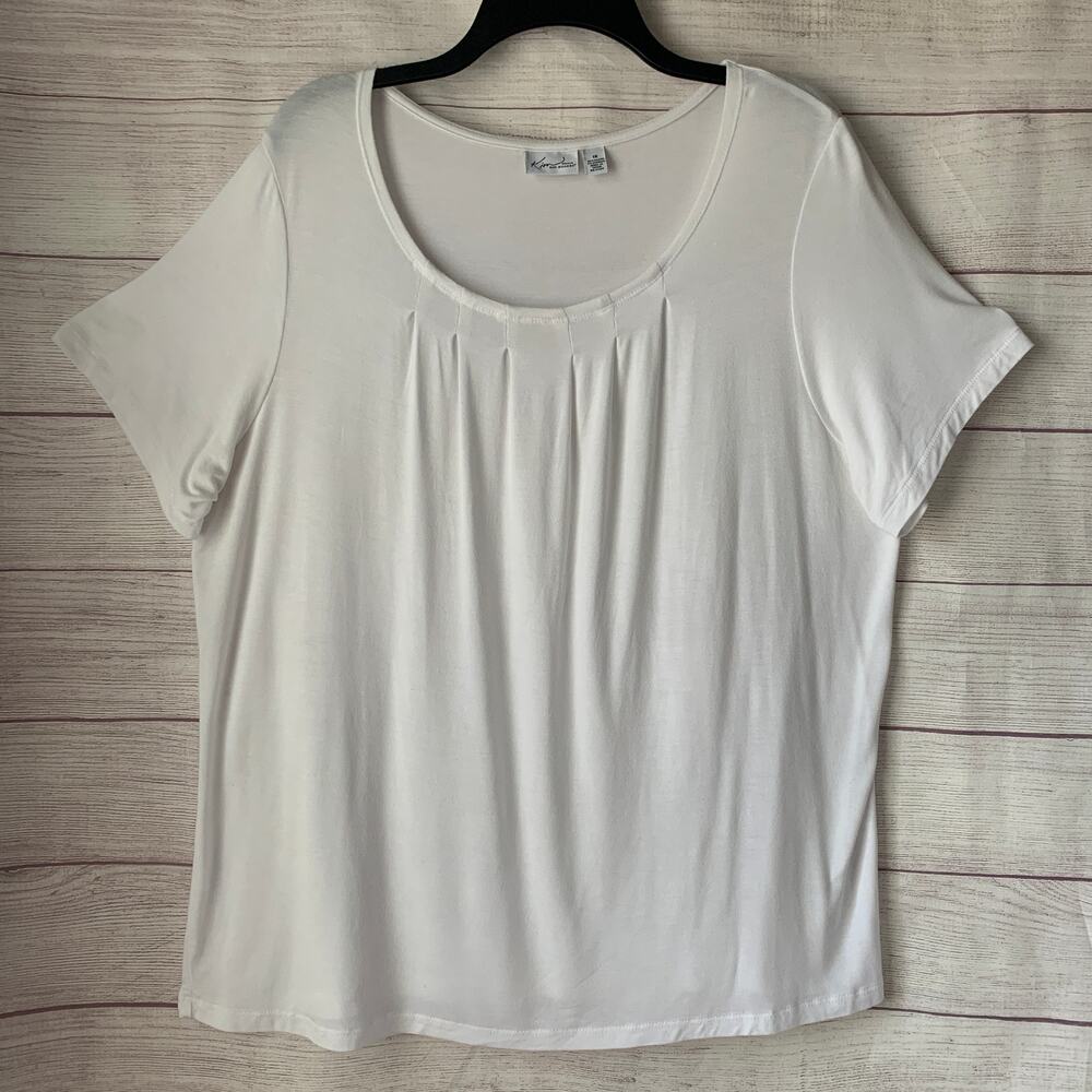 Kim by Kim Rogers White Short Sleeve Blouse Pleated Neckline Size 1X